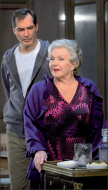 Théâtre, "Très chère Mathilde!"