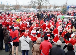 18e ÉDITION DE LA COURSE DES PÈRES NOËL DE SAINT-BENOIT 2017