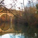 Aqueduc sur rivière